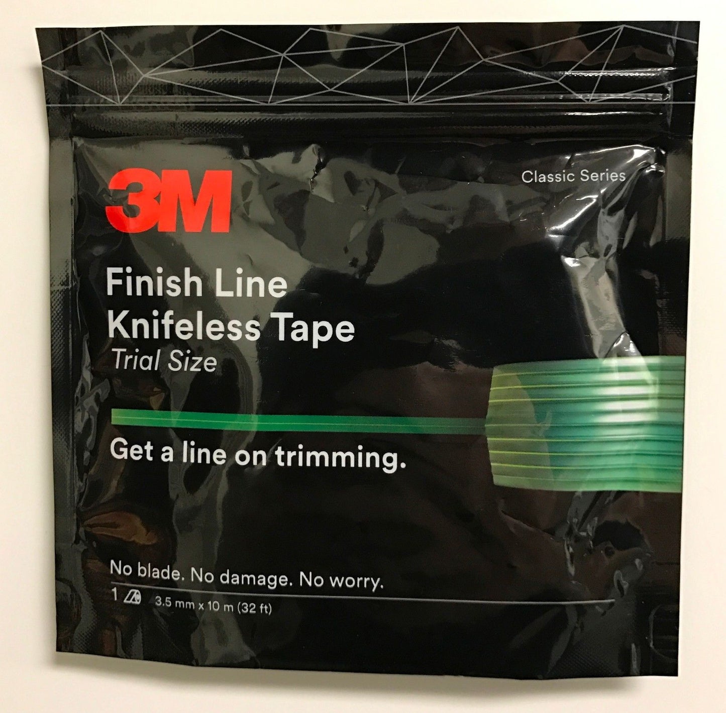 3M FINISH LINE KNIFELESS TAPE FOR GRAPHICS WRAPS 1/8''X32' 3.5MM X10 M